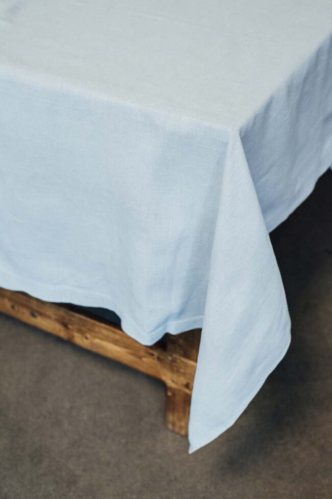Leinentischdecke rustic hellblau